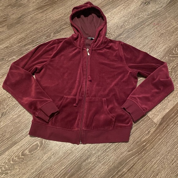 Burgundy sweater - Picture 3 of 3